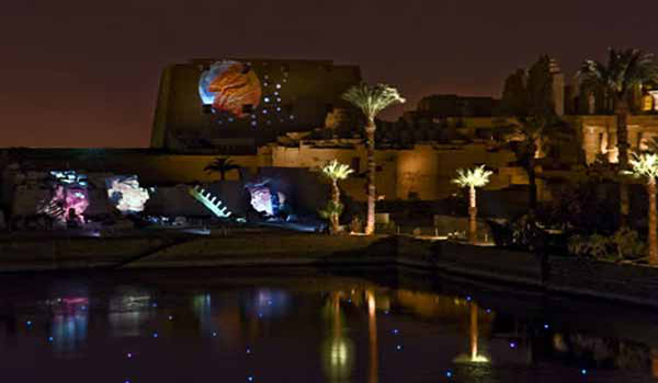 Show de luces en templo de Karnak Egipto Travel